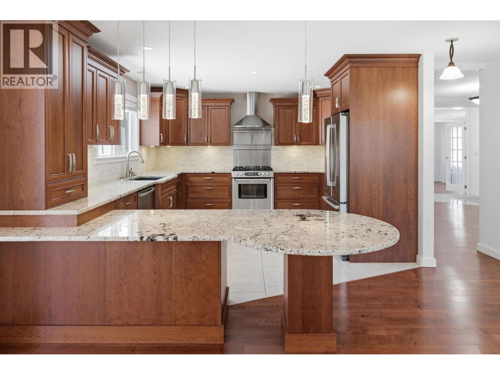 4345 Dunvegan Court - 17