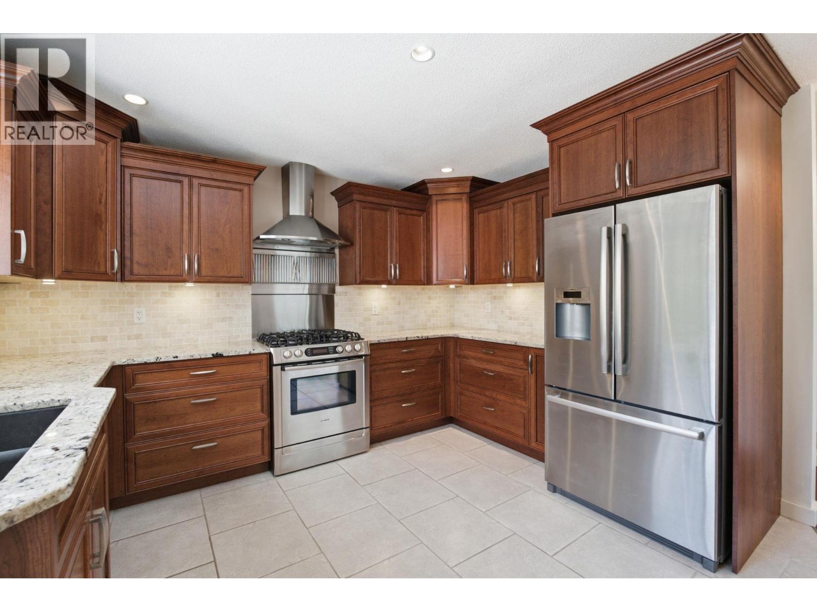4345 Dunvegan Court - 19