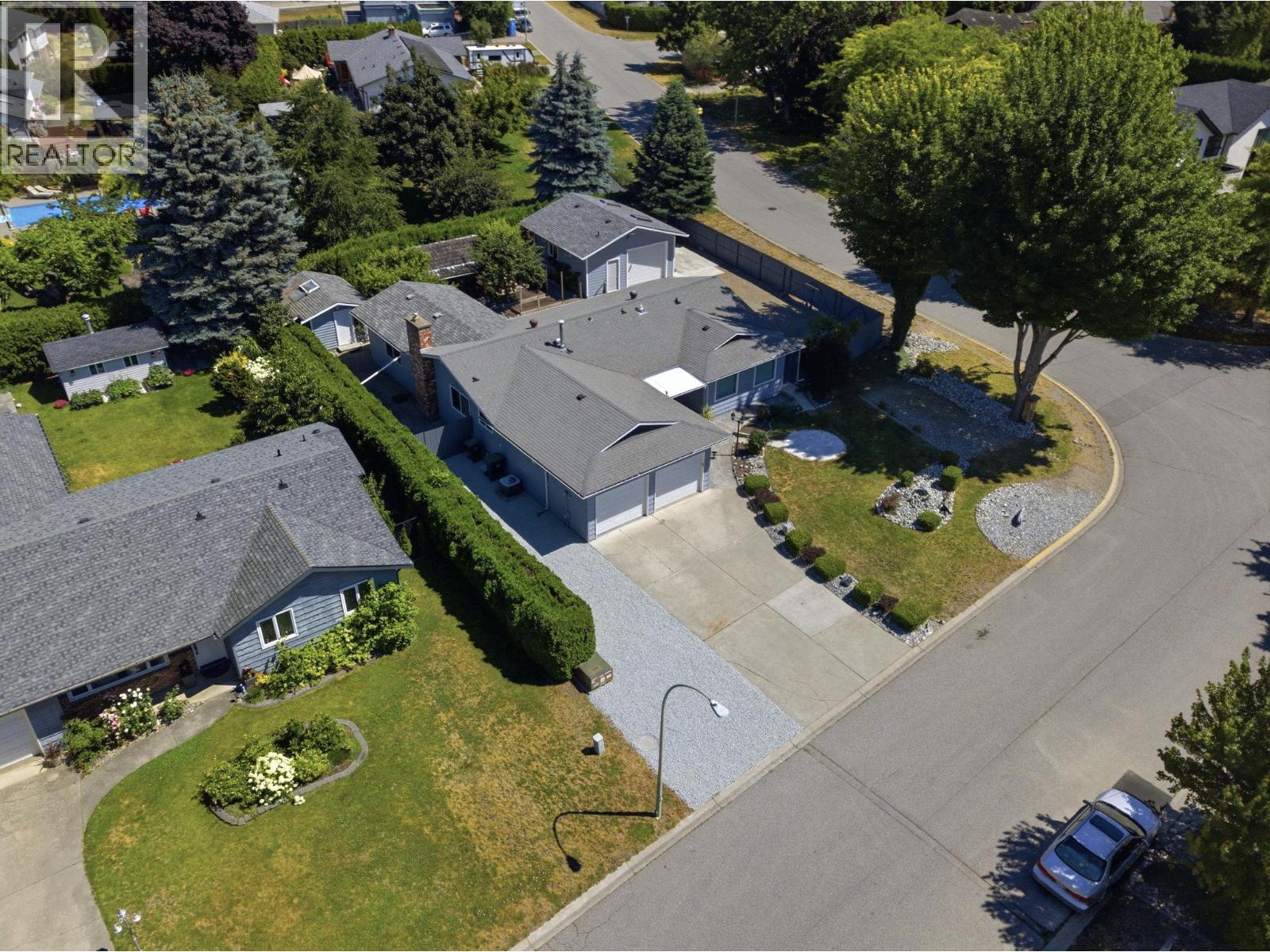 4345 Dunvegan Court - 56