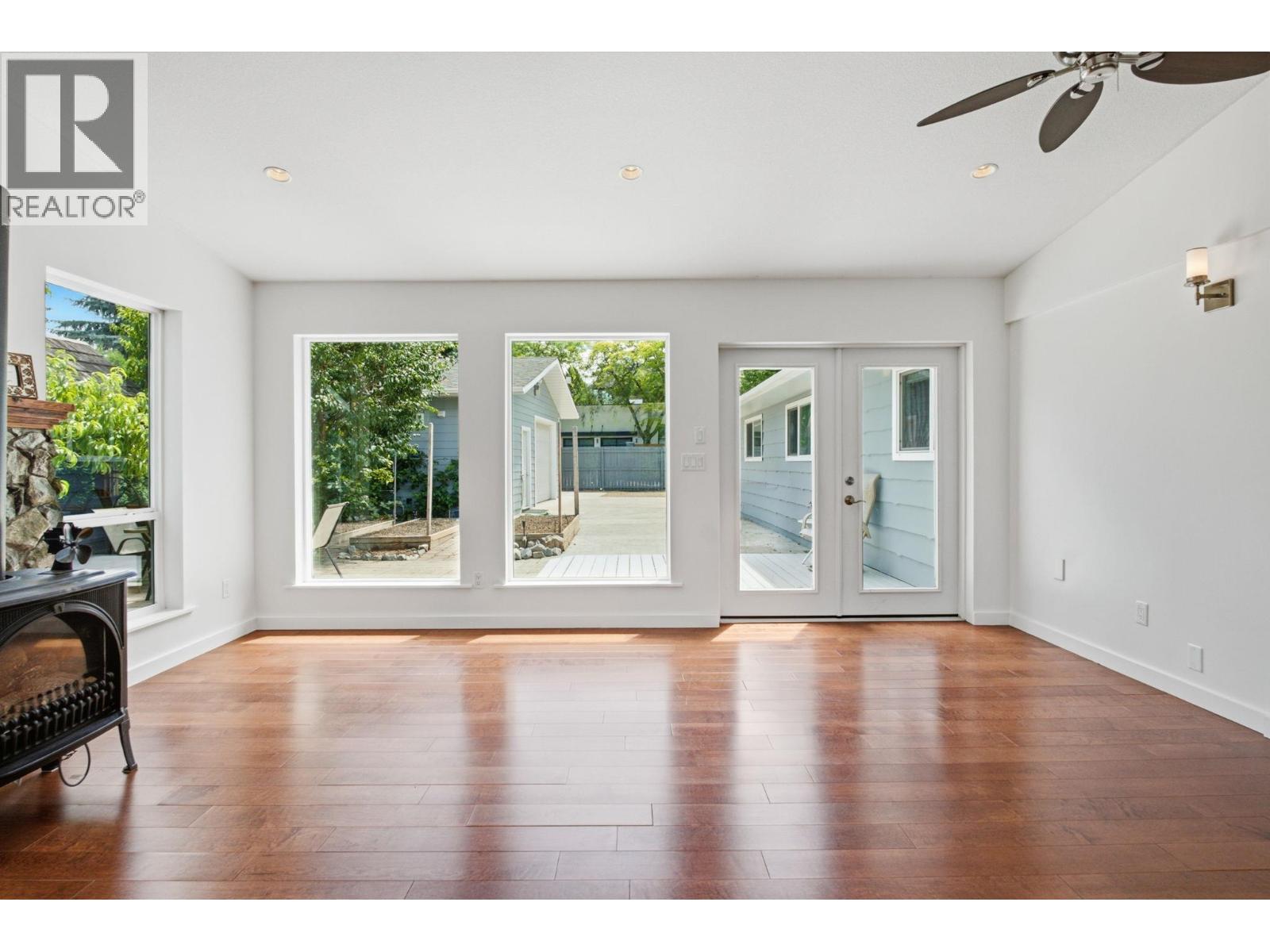 4345 Dunvegan Court - 24