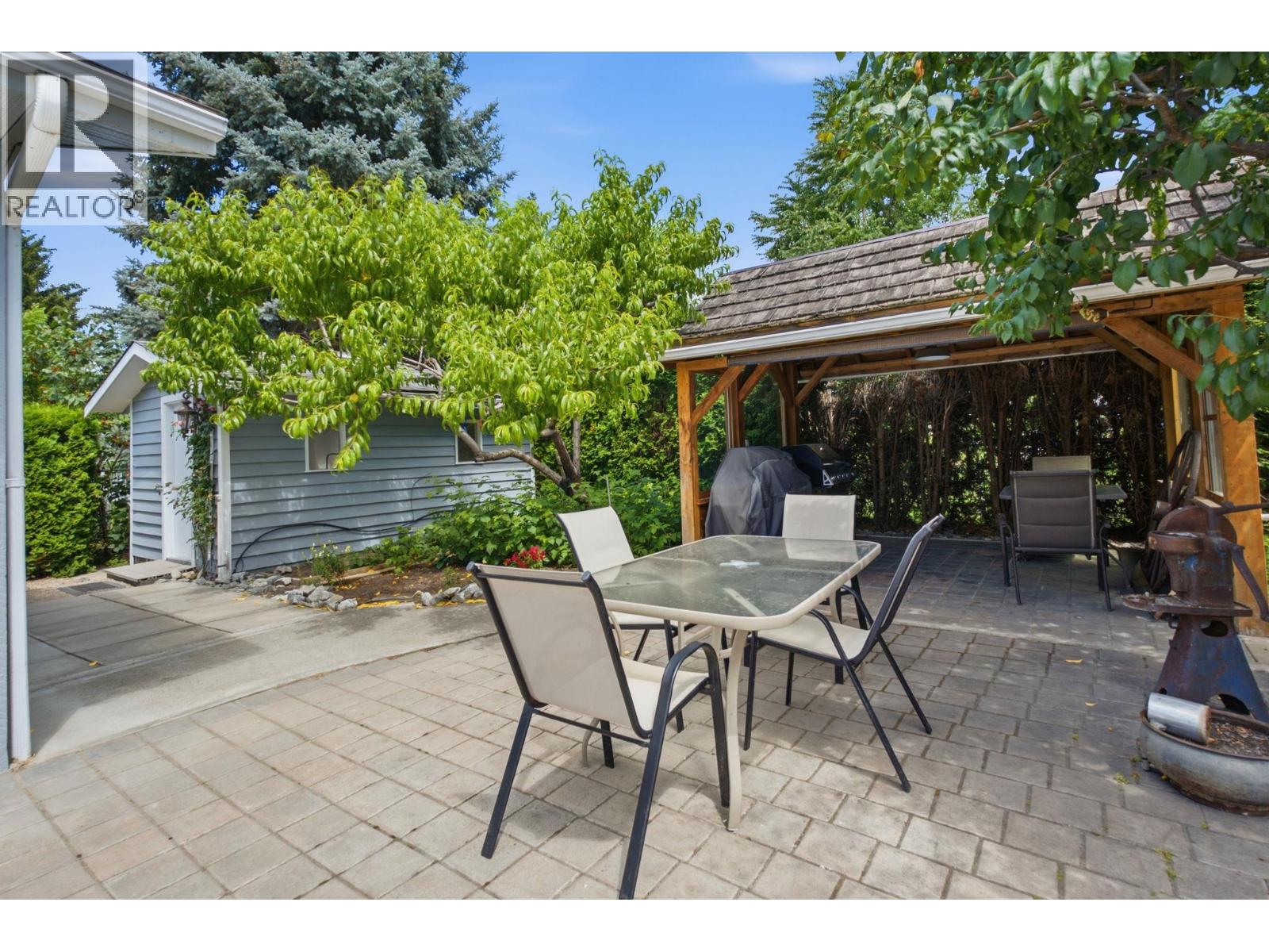 4345 Dunvegan Court - 42