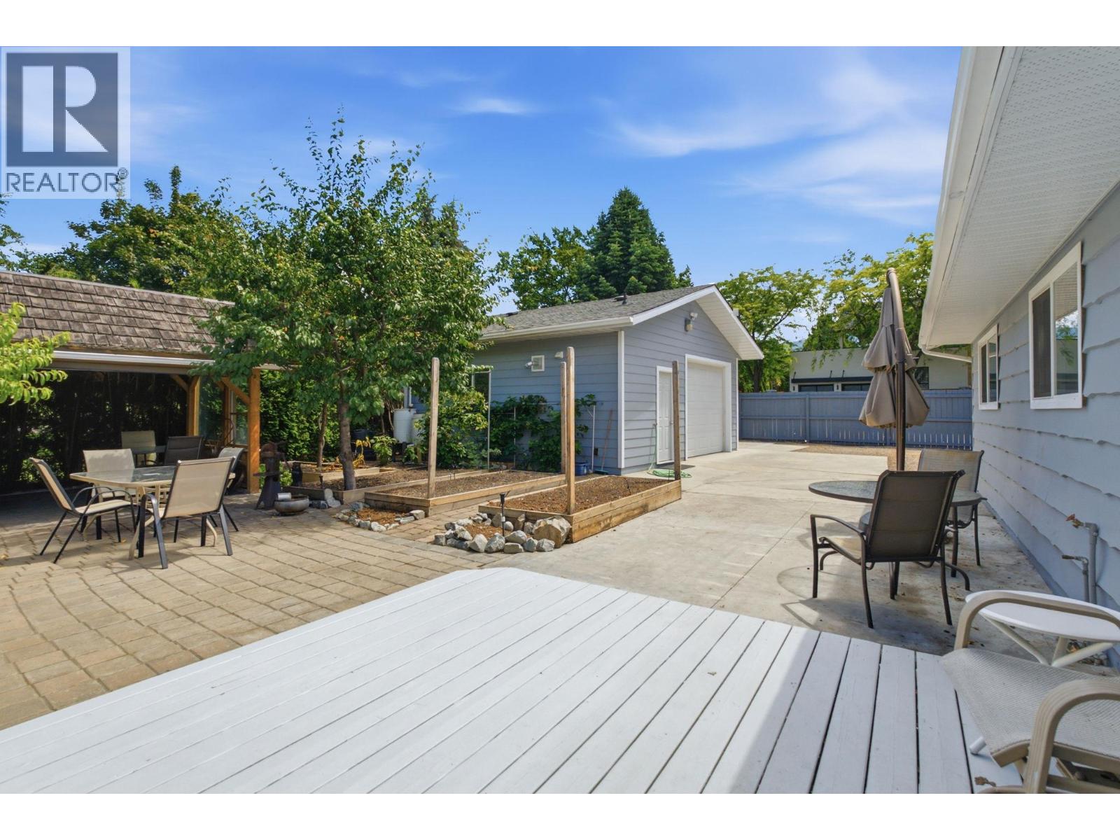 4345 Dunvegan Court - 38