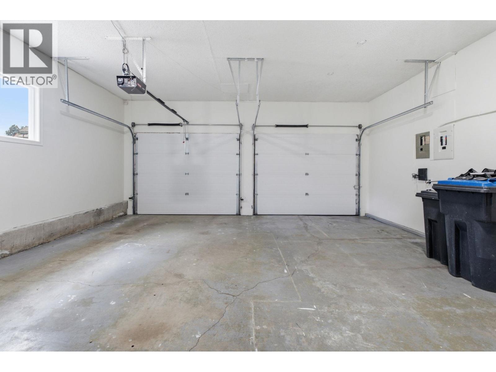 4345 Dunvegan Court - 36