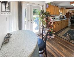 387 Parrish Avenue, Coalmont Tulameen, BC V0X1W0 Photo 11