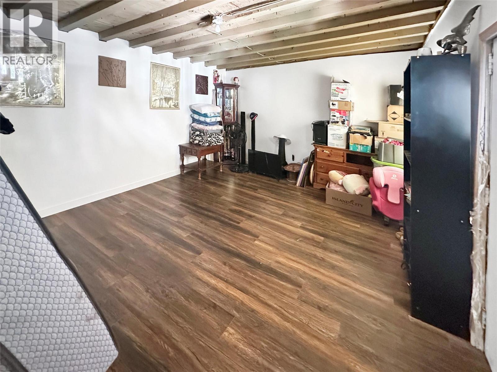 387 Parrish Avenue - 16