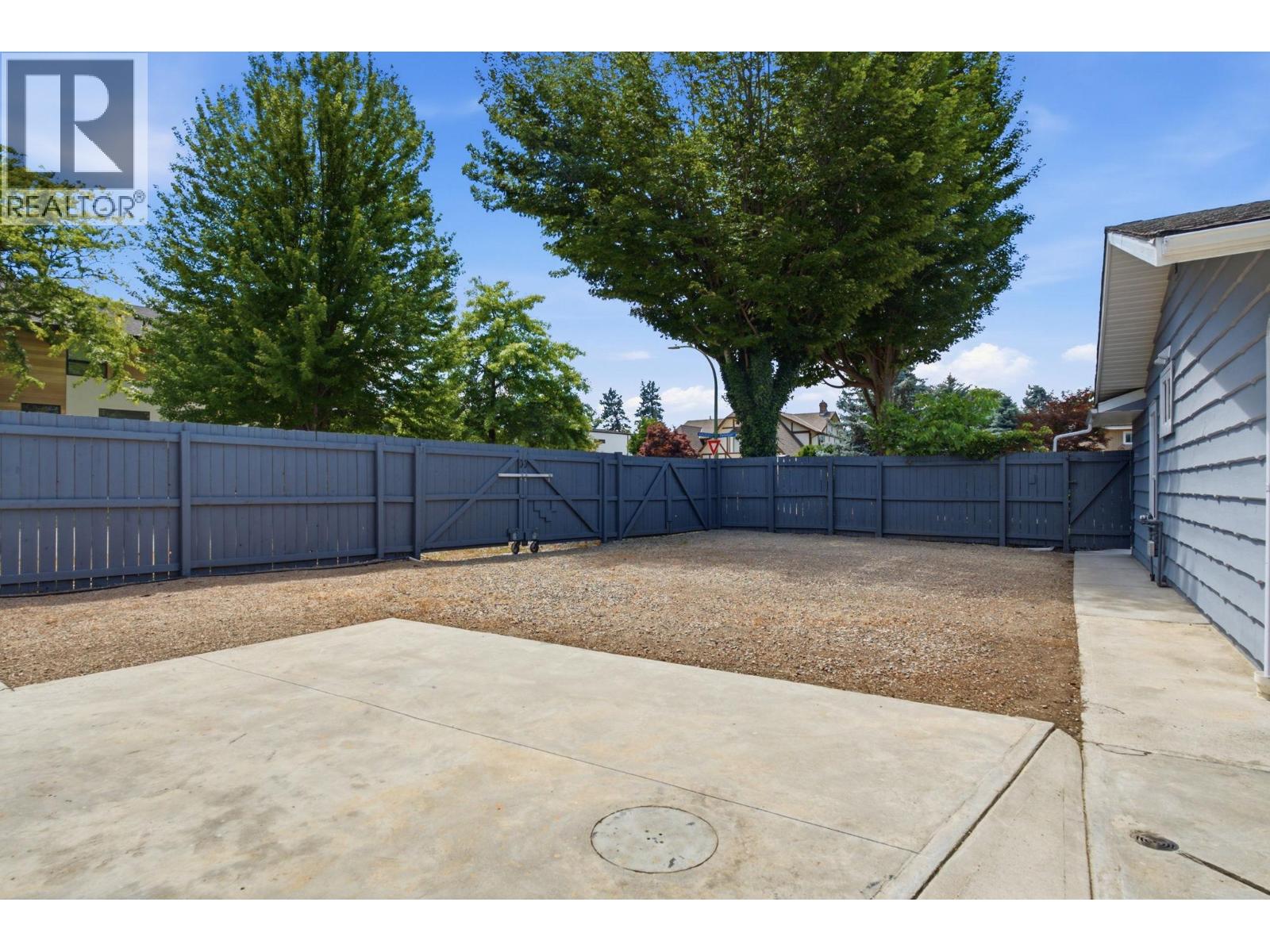 4345 Dunvegan Court - 47