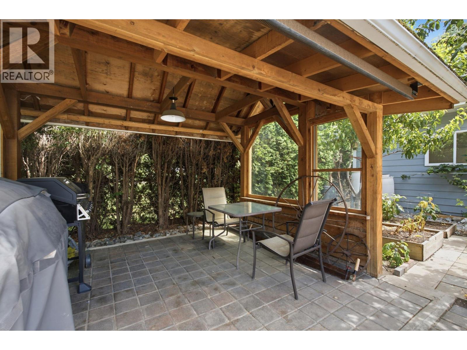 4345 Dunvegan Court - 44