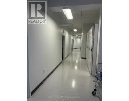 #200 - 222 Mapleview Drive W, Barrie, ON L4N9E7 Photo 7
