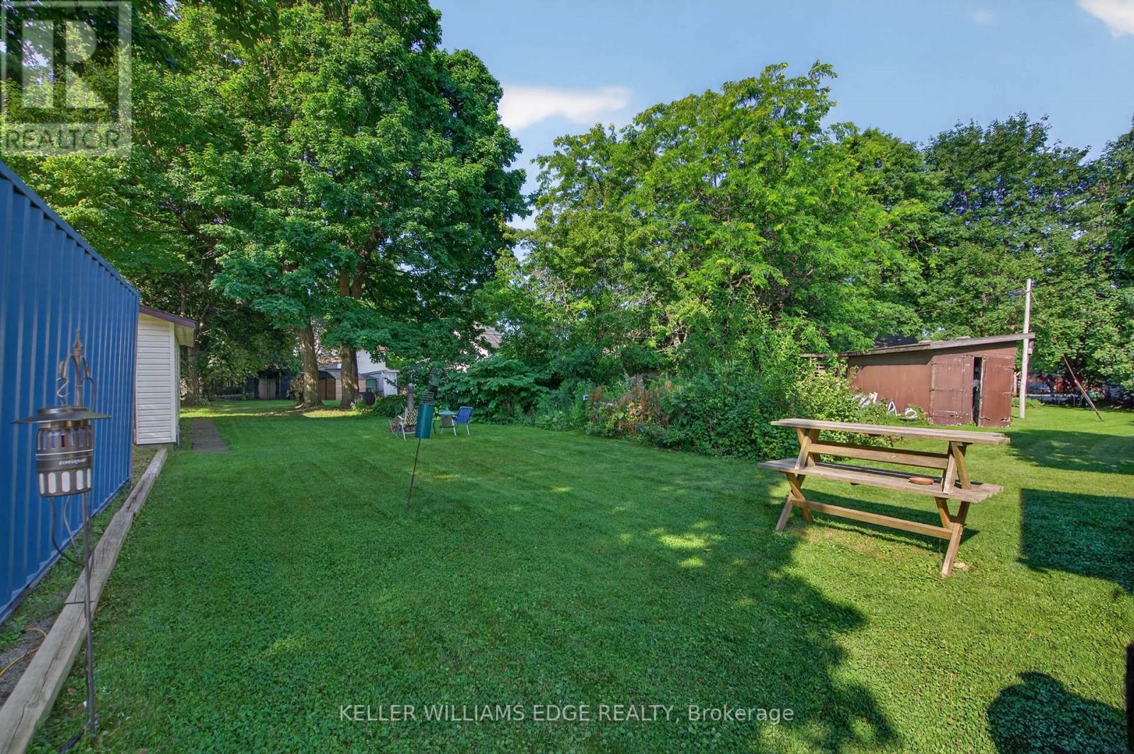 113 FREELTON ROAD - 35