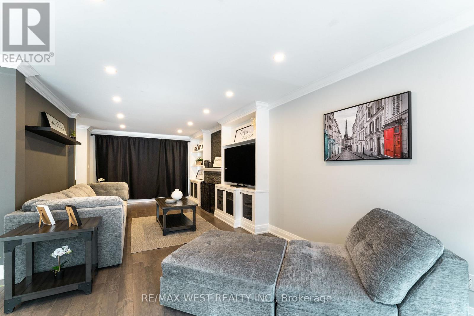139 REDGRAVE DRIVE - 10