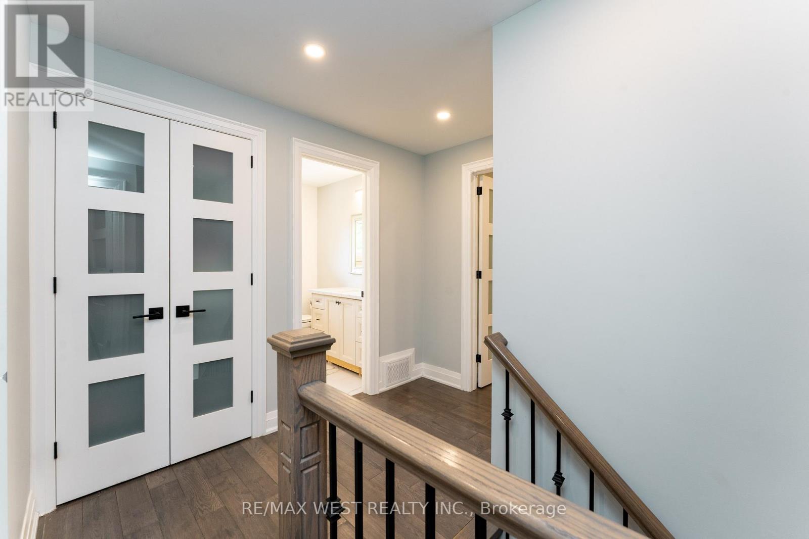 139 REDGRAVE DRIVE - 11