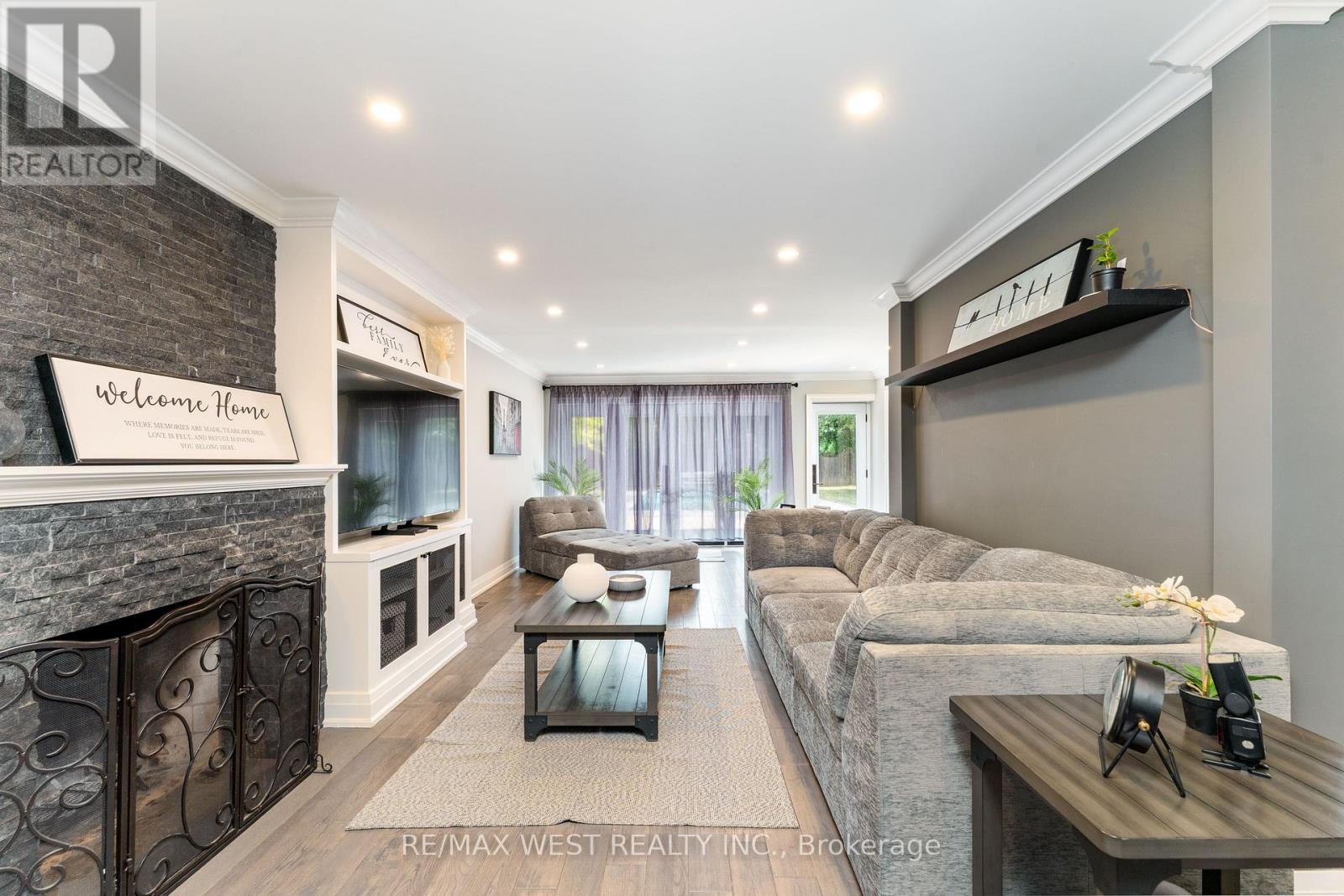 139 REDGRAVE DRIVE - 8
