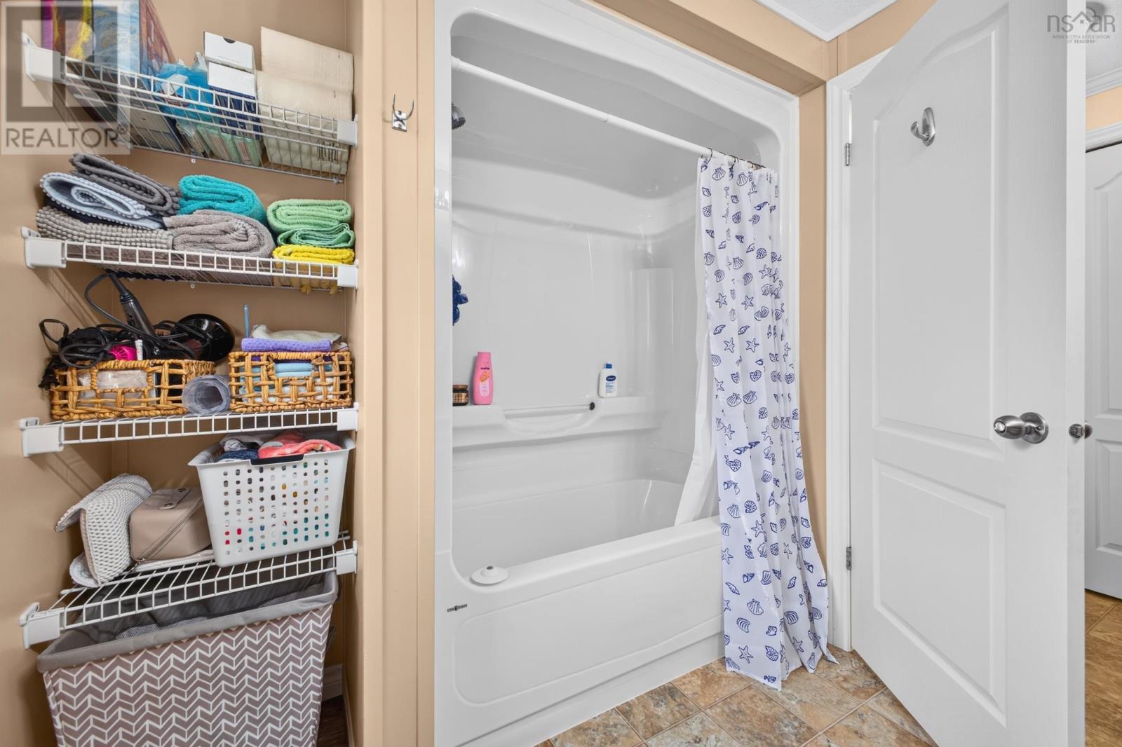 1047 GLEN FOREST Drive - 26