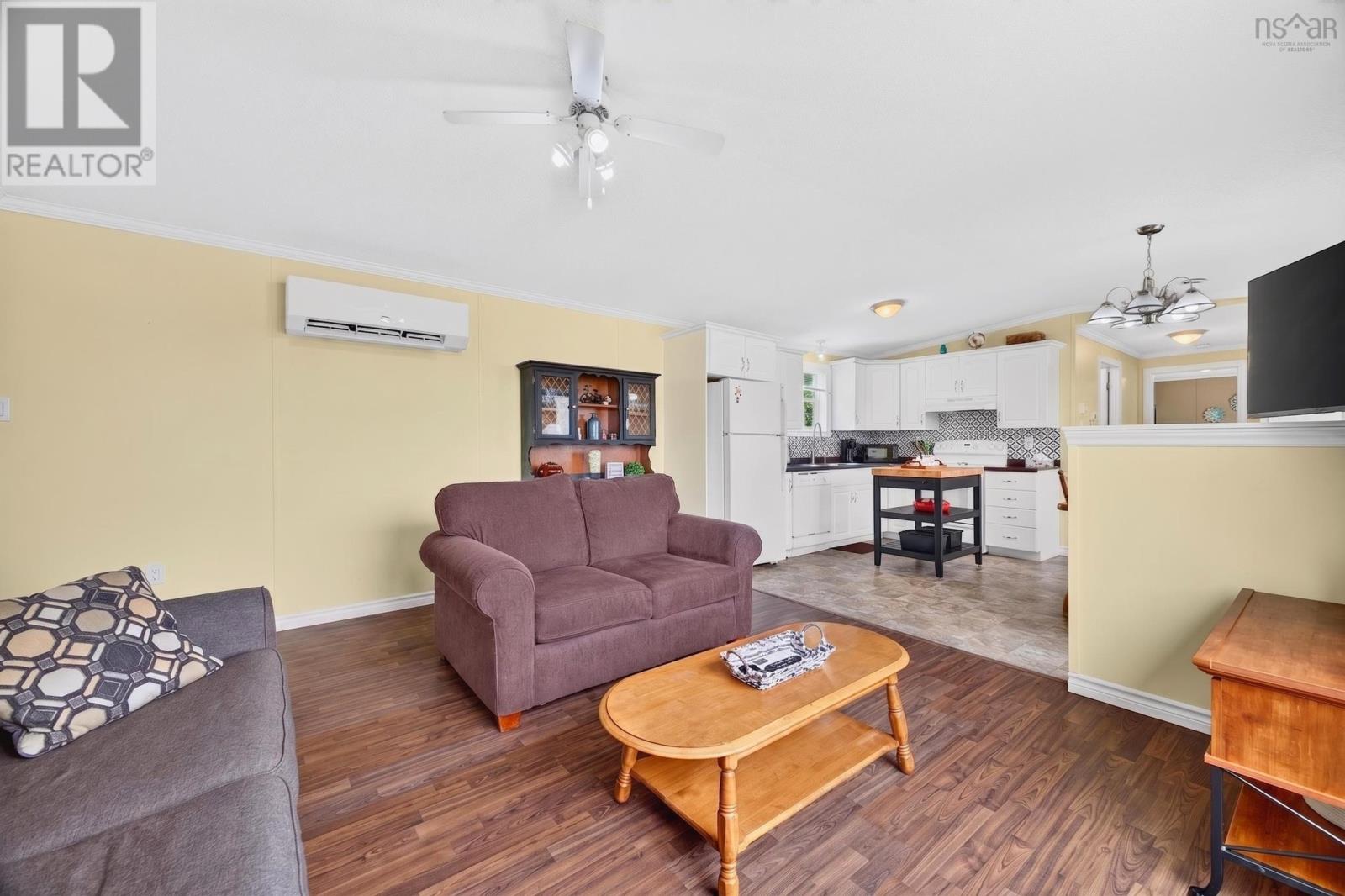 1047 GLEN FOREST Drive - 13