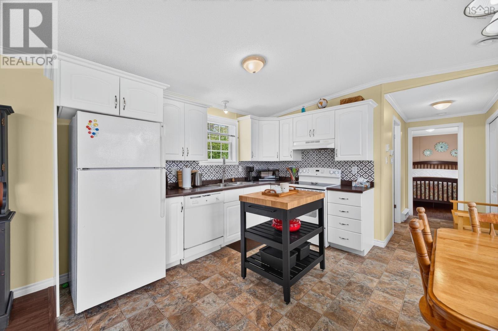 1047 GLEN FOREST Drive - 10