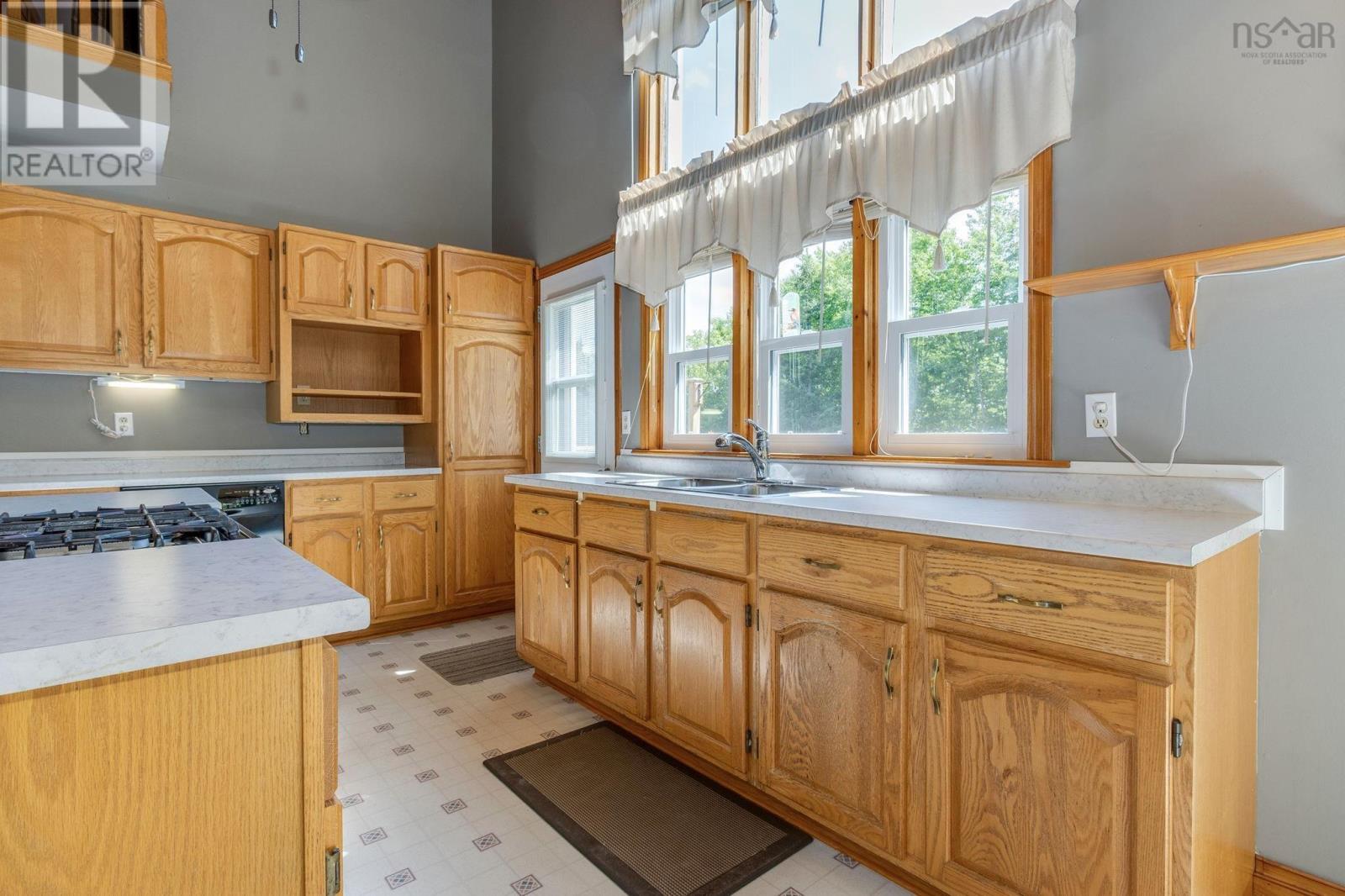 732 West Porters Lake Road - 15