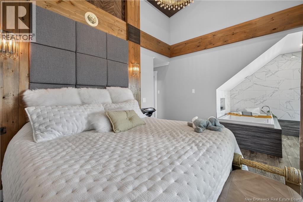 3285 rue Principale - 37