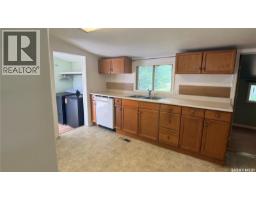 605 2nd Street, Estevan, SK S4A2K8 Photo 9