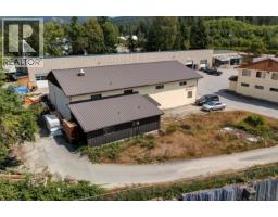 1877 Field Road, Sechelt, BC V7Z0A8 Photo 22