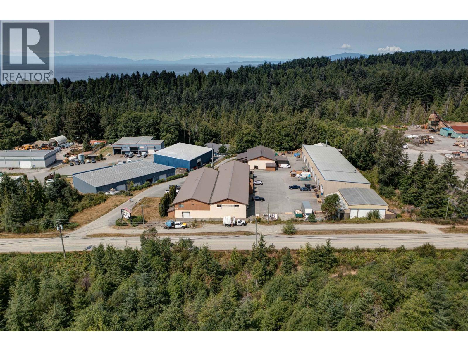 1877 FIELD ROAD, Sechelt