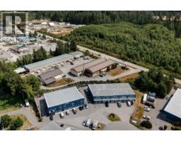 1877 Field Road, Sechelt, BC V7Z0A8 Photo 19