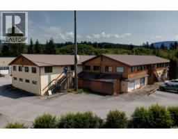 1877 Field Road, Sechelt, BC V7Z0A8 Photo 24