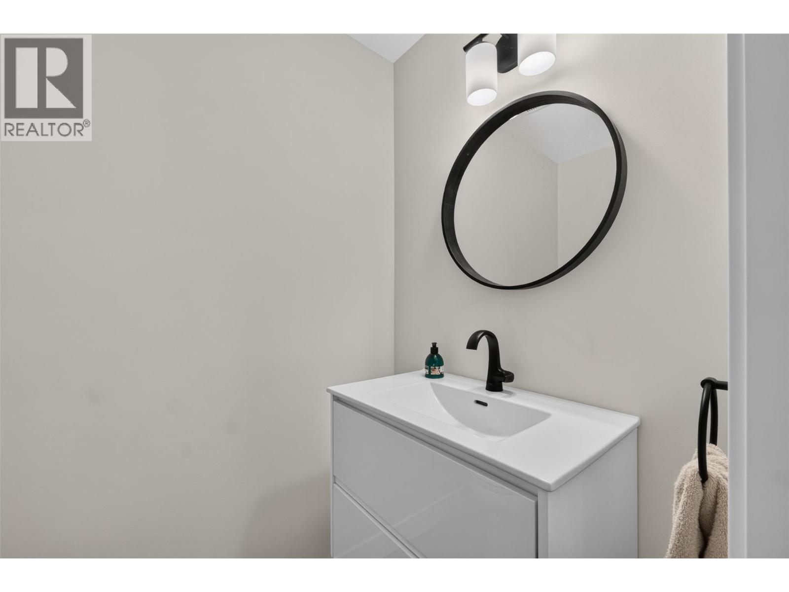 1803 37 Avenue, Vernon