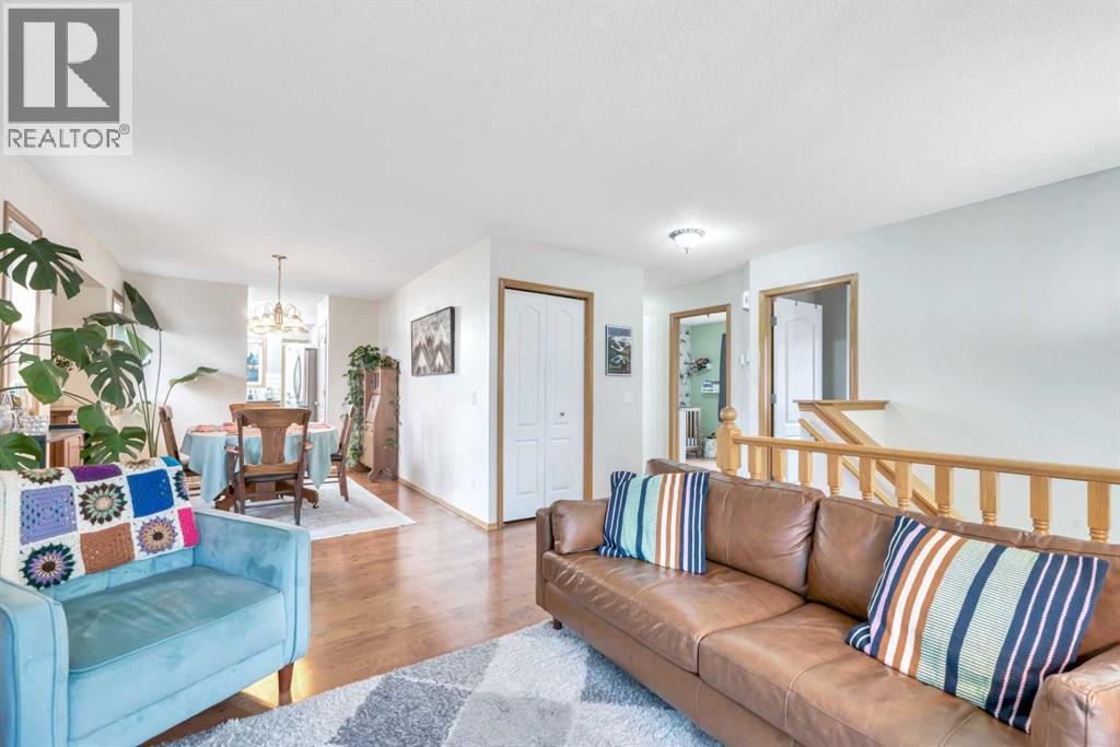 545 Hillview Gate - 8