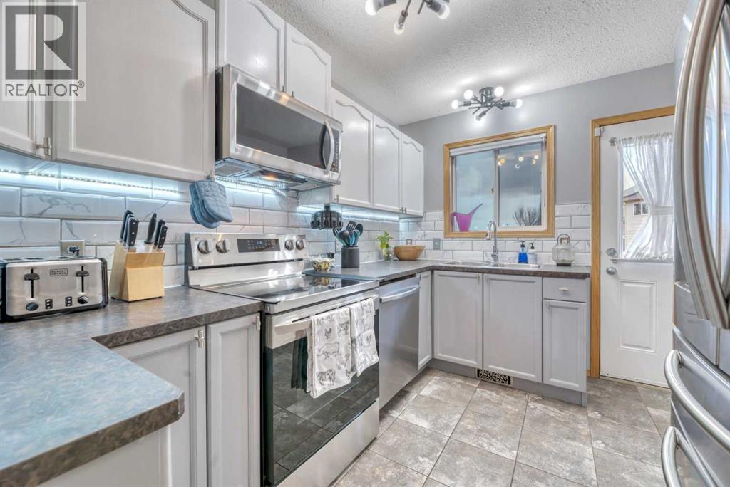 545 Hillview Gate - 13