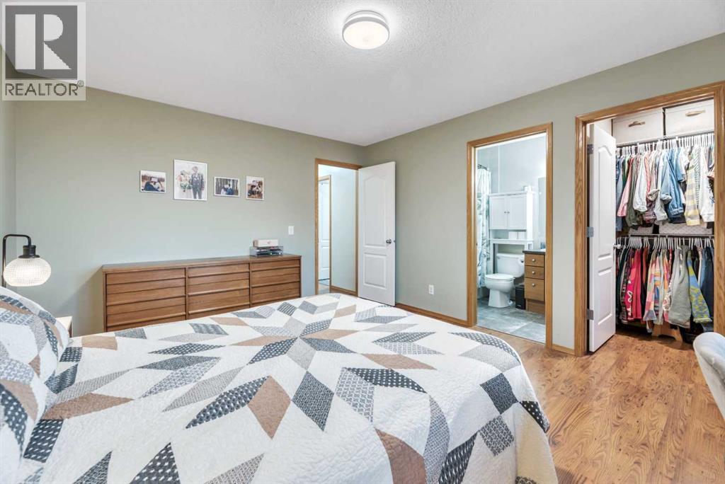 545 Hillview Gate - 17