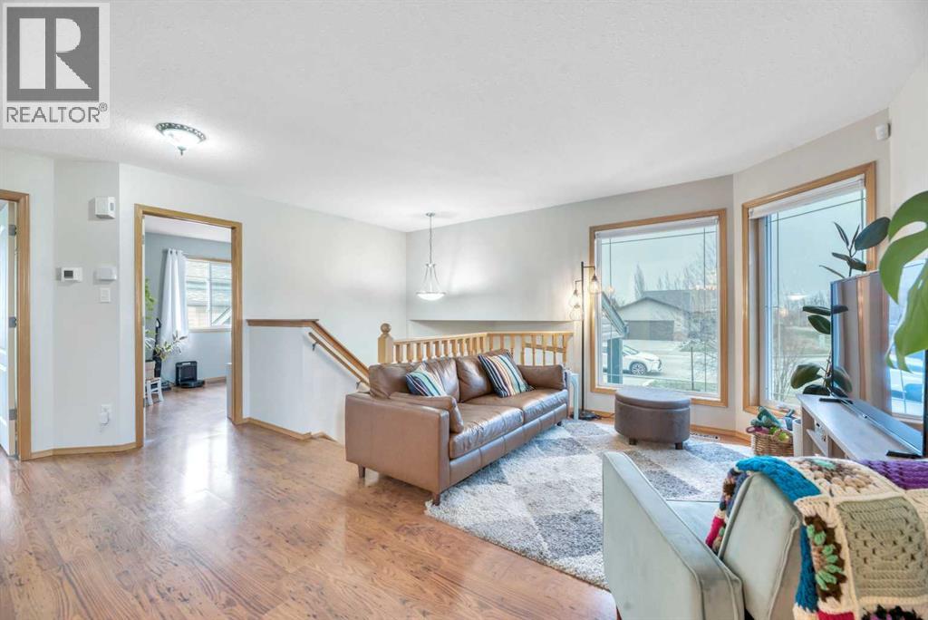 545 Hillview Gate - 1