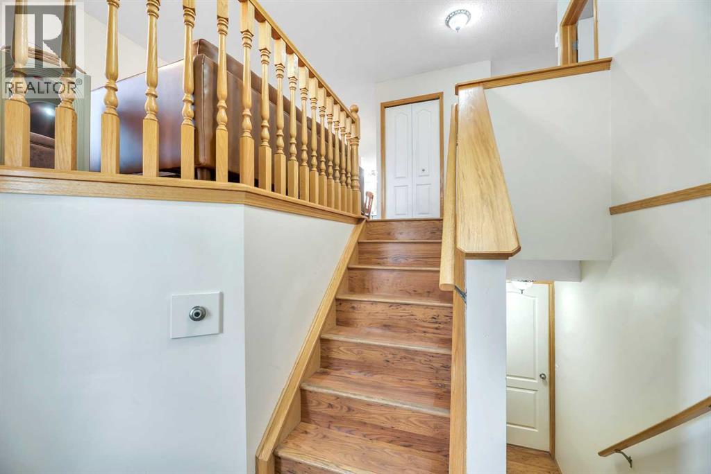 545 Hillview Gate - 19