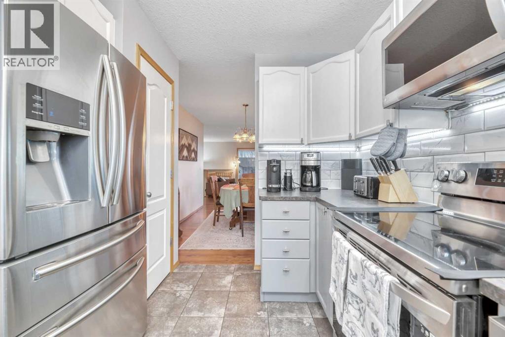 545 Hillview Gate - 15