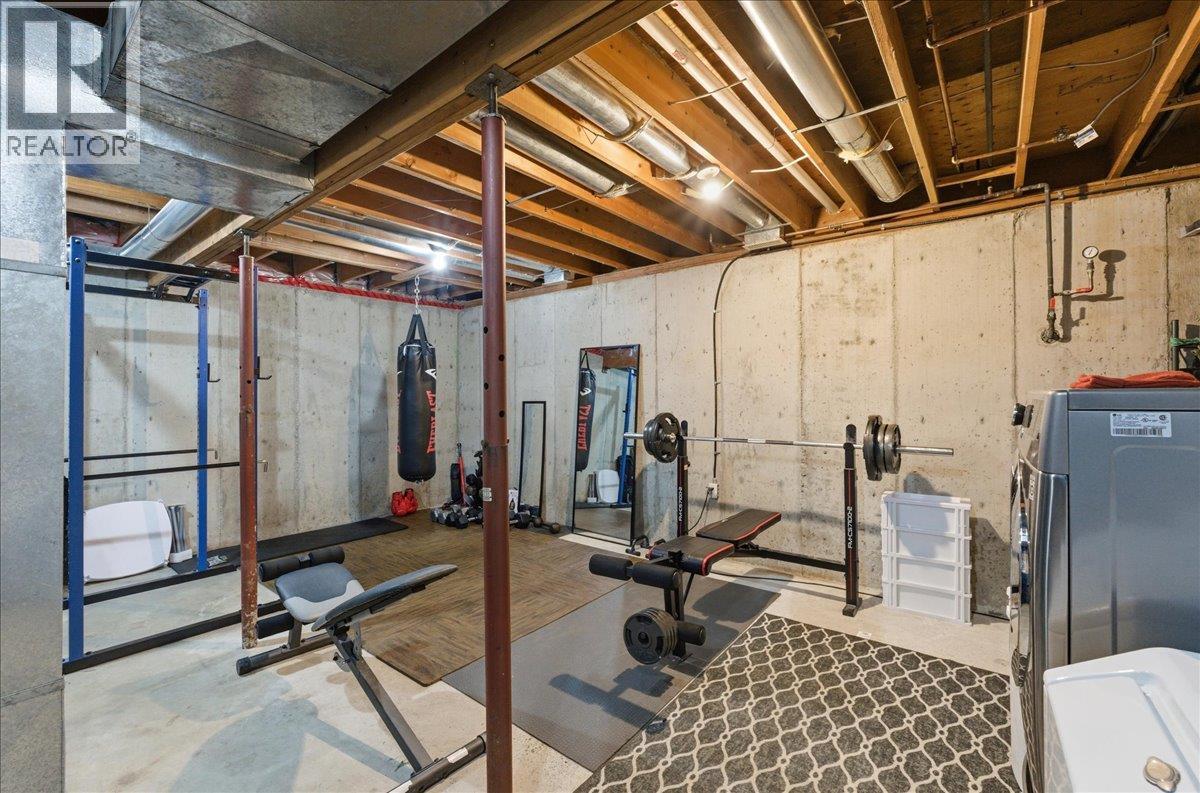 258 2ND Avenue - 41