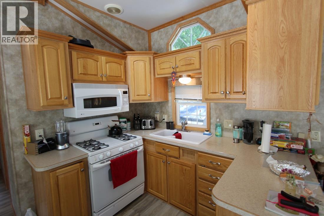 #137 3980 Squilax Anglemont Road - 7