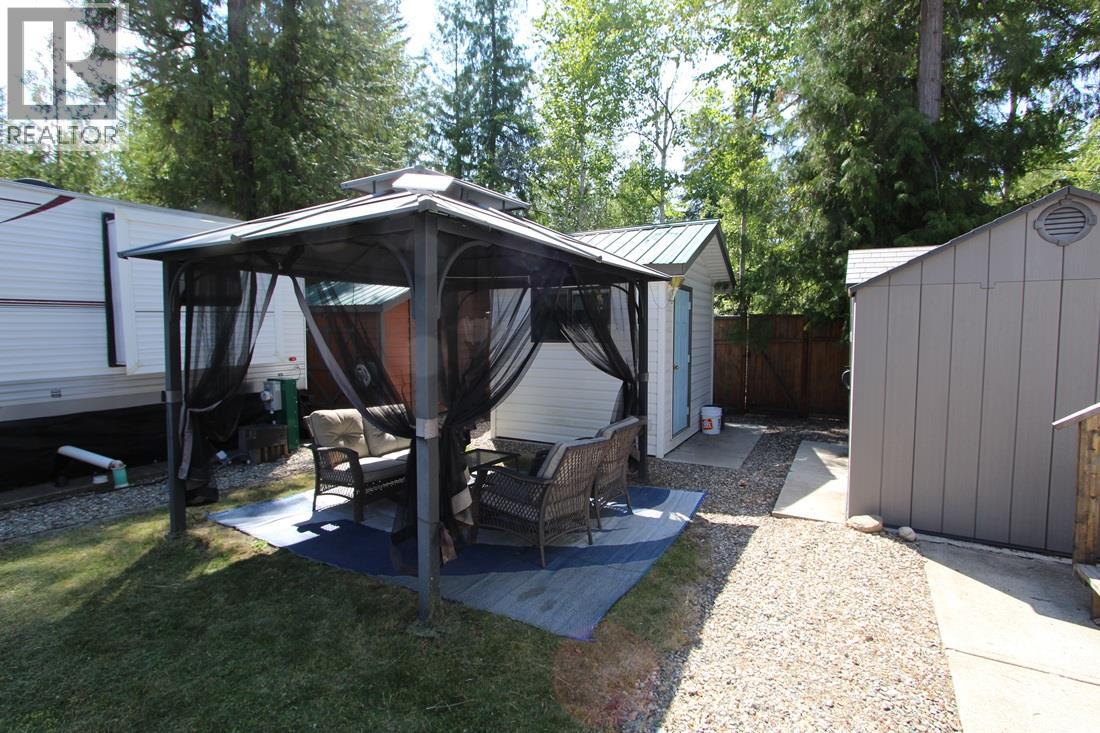#137 3980 Squilax Anglemont Road - 11