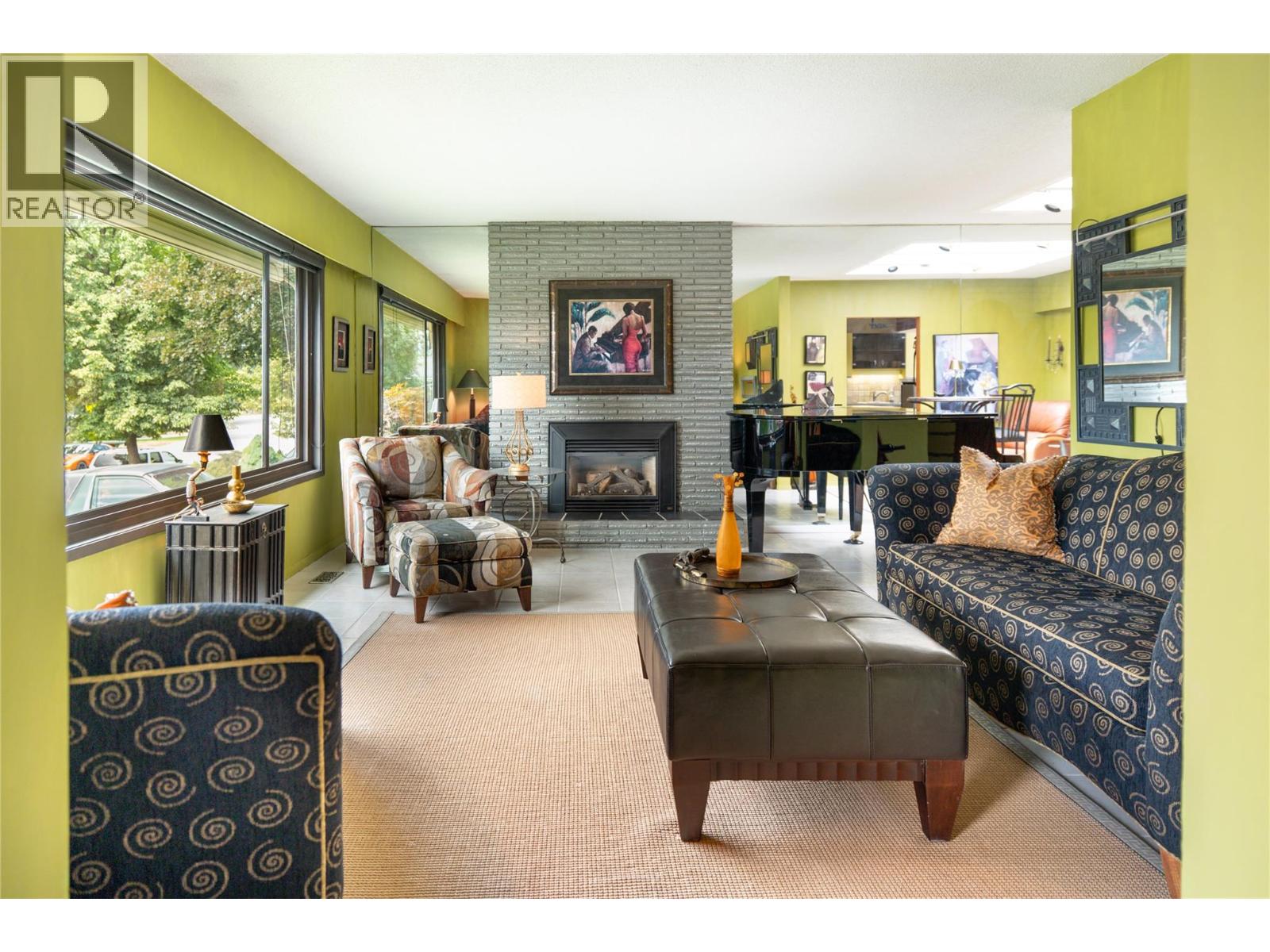 1109 PINECREST Lane - 1