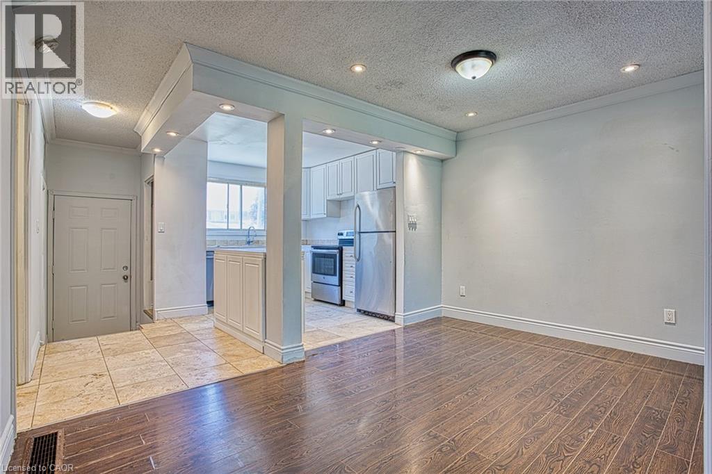 #85 75 BERKINDALE Drive - 12