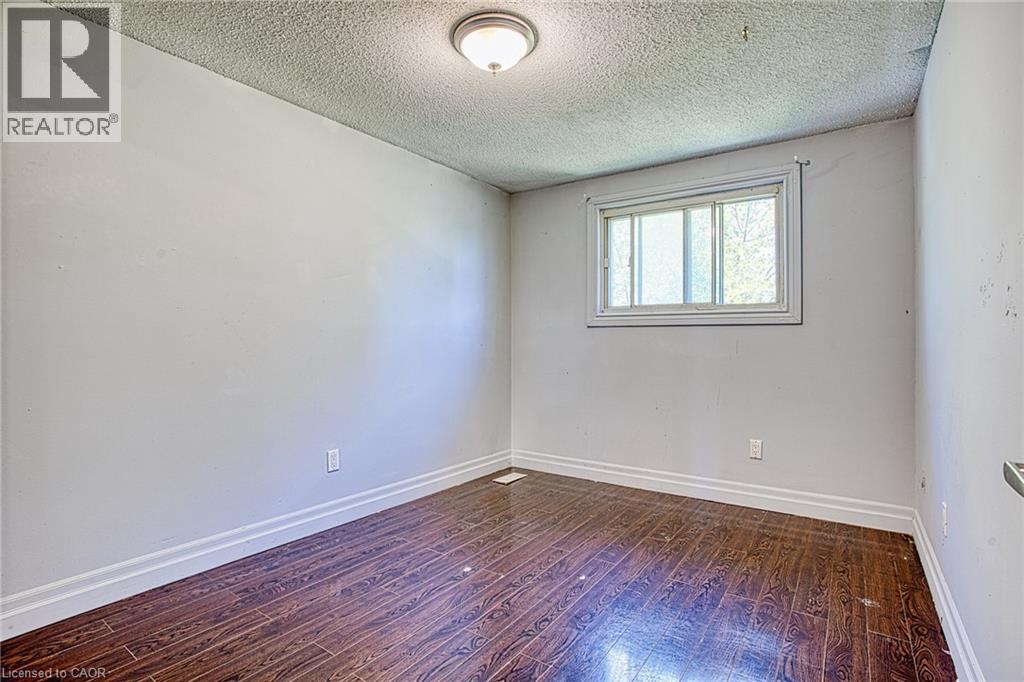#85 75 BERKINDALE Drive - 22