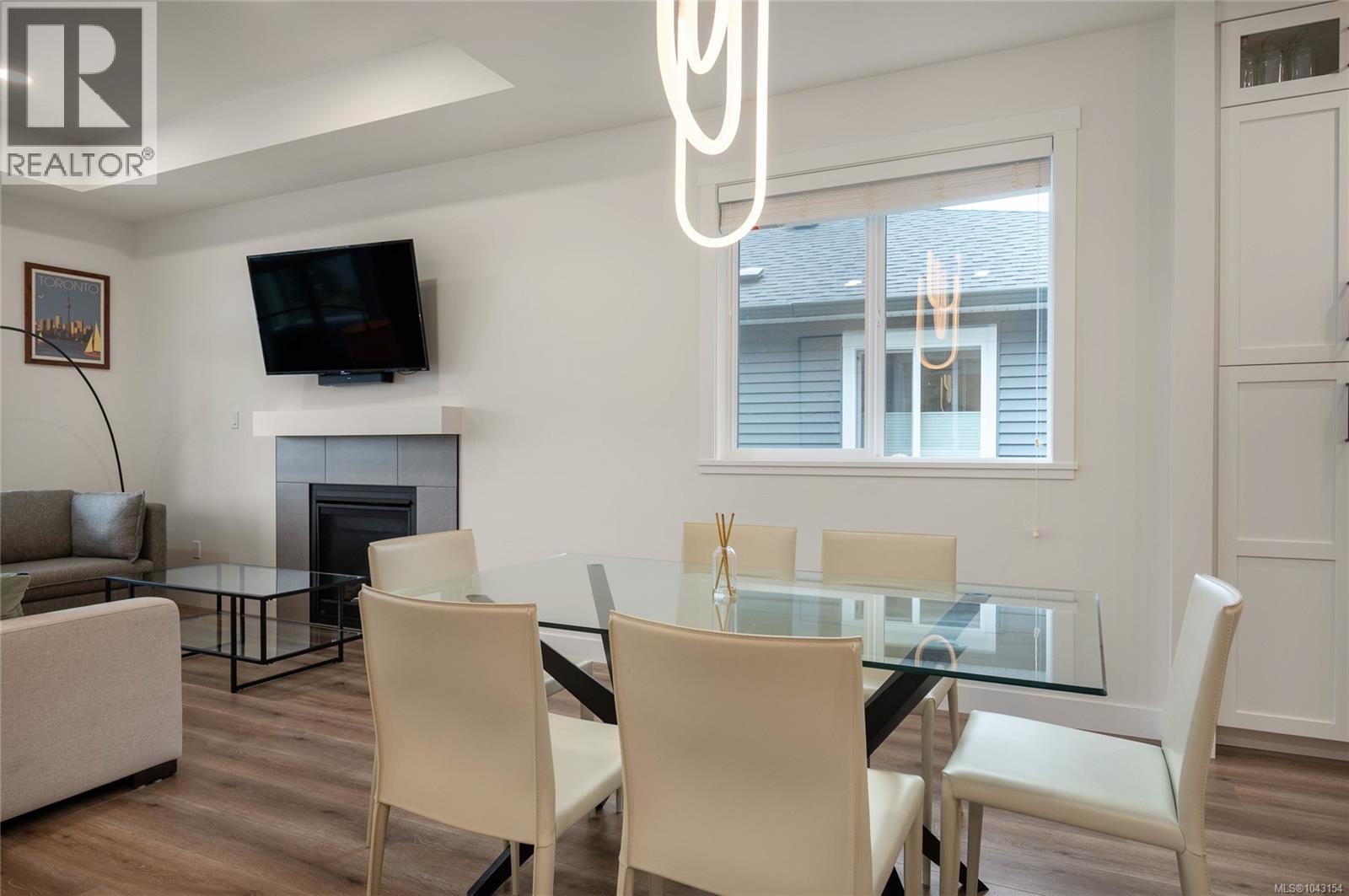 940 Craig Rd - 12