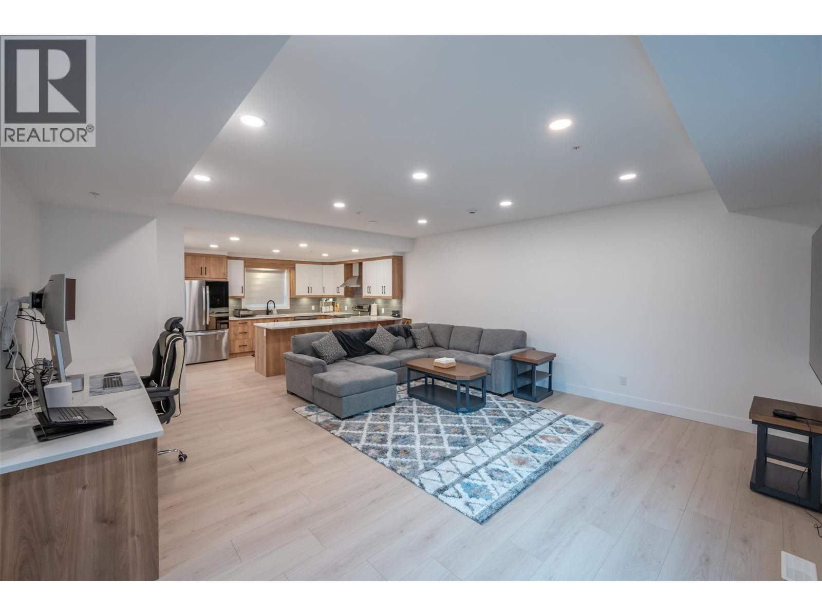 #108 10615 ELLIOTT Street - 5
