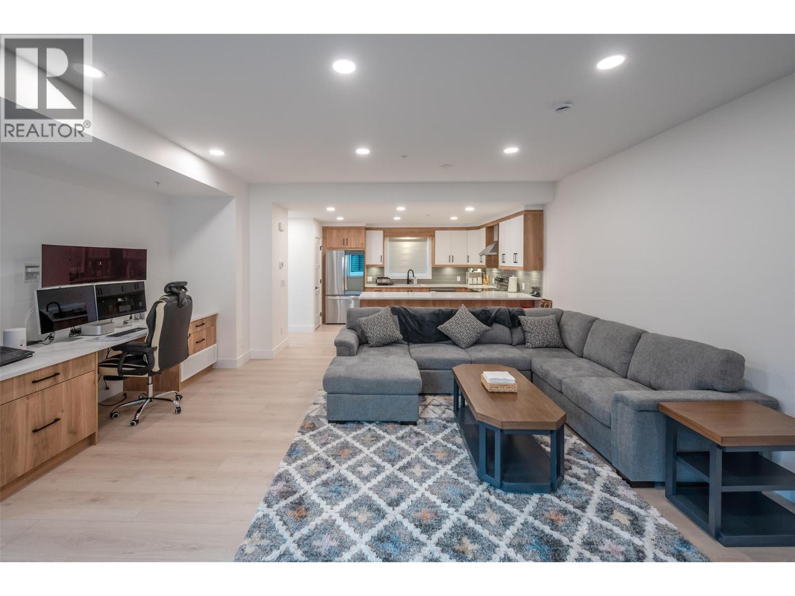 #108 10615 ELLIOTT Street - 4