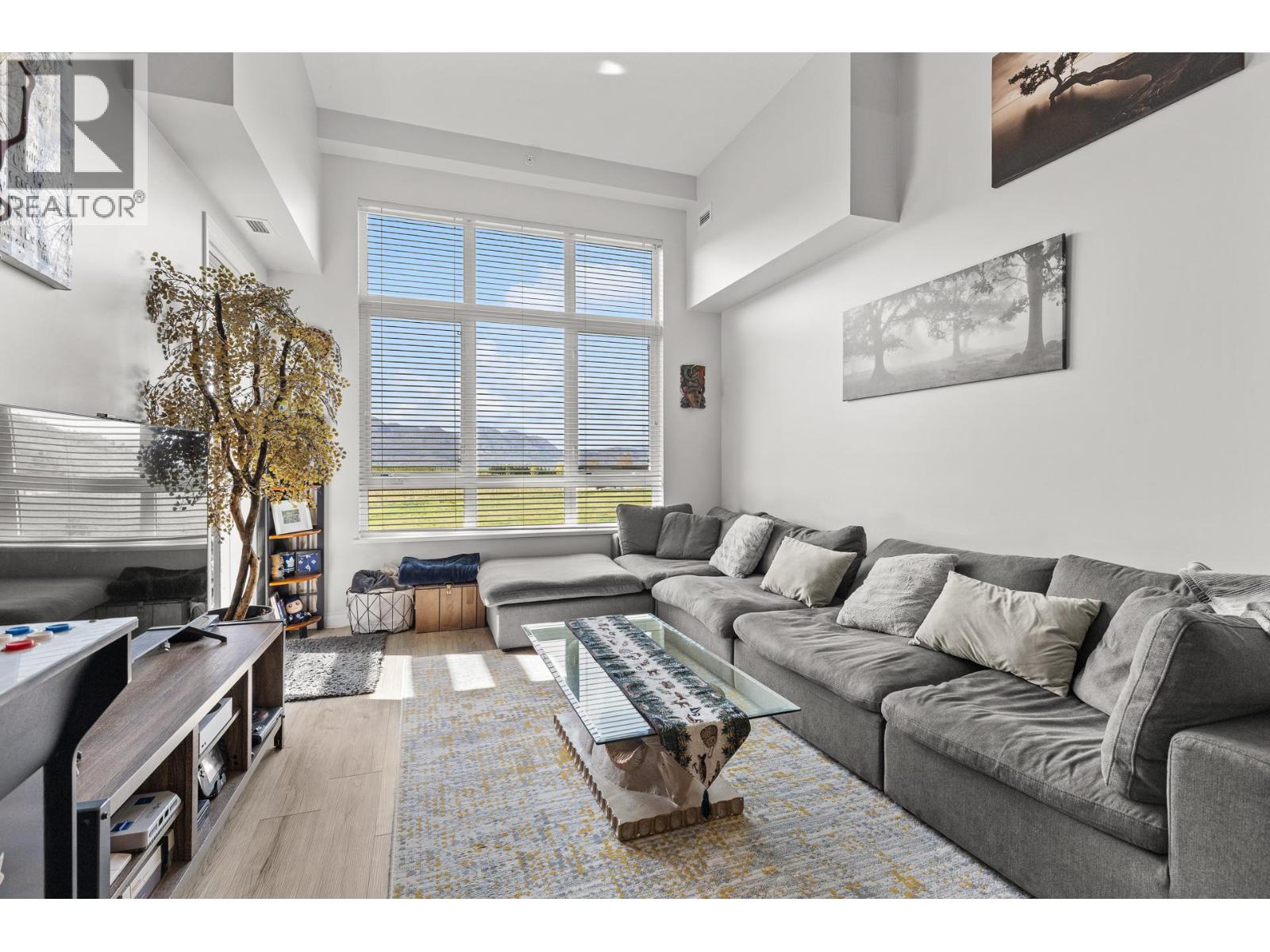 4406 3842 Old Okanagan Highway, West Kelowna
