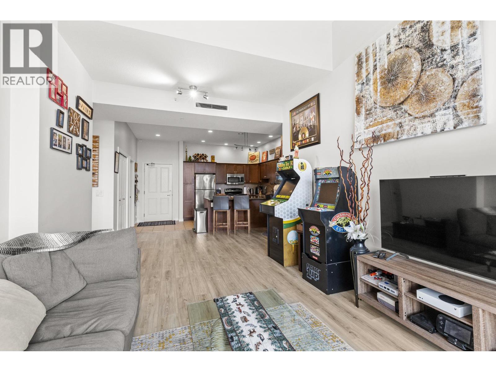 4406 3842 Old Okanagan Highway, West Kelowna