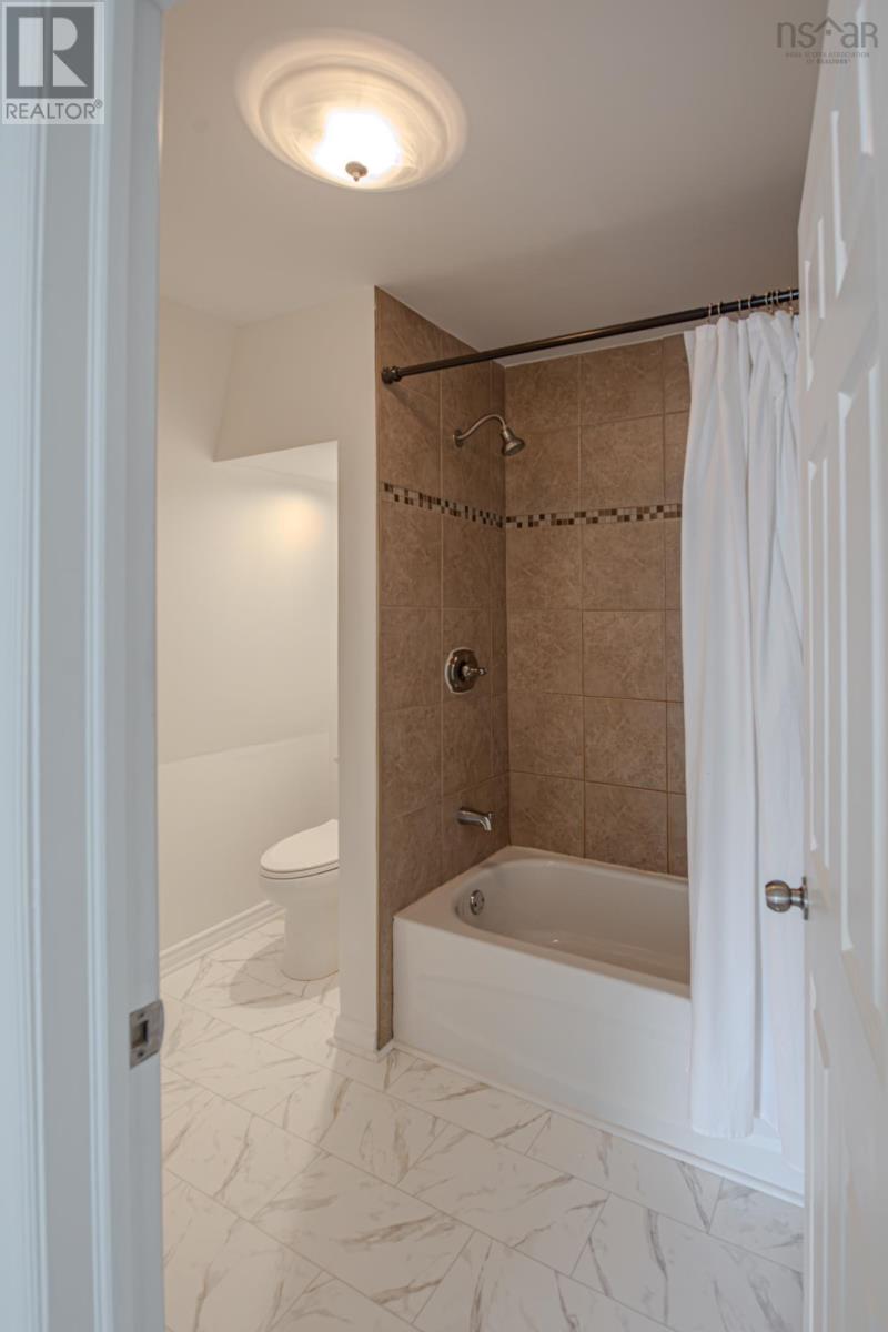 35 Foxbrook Road - 18