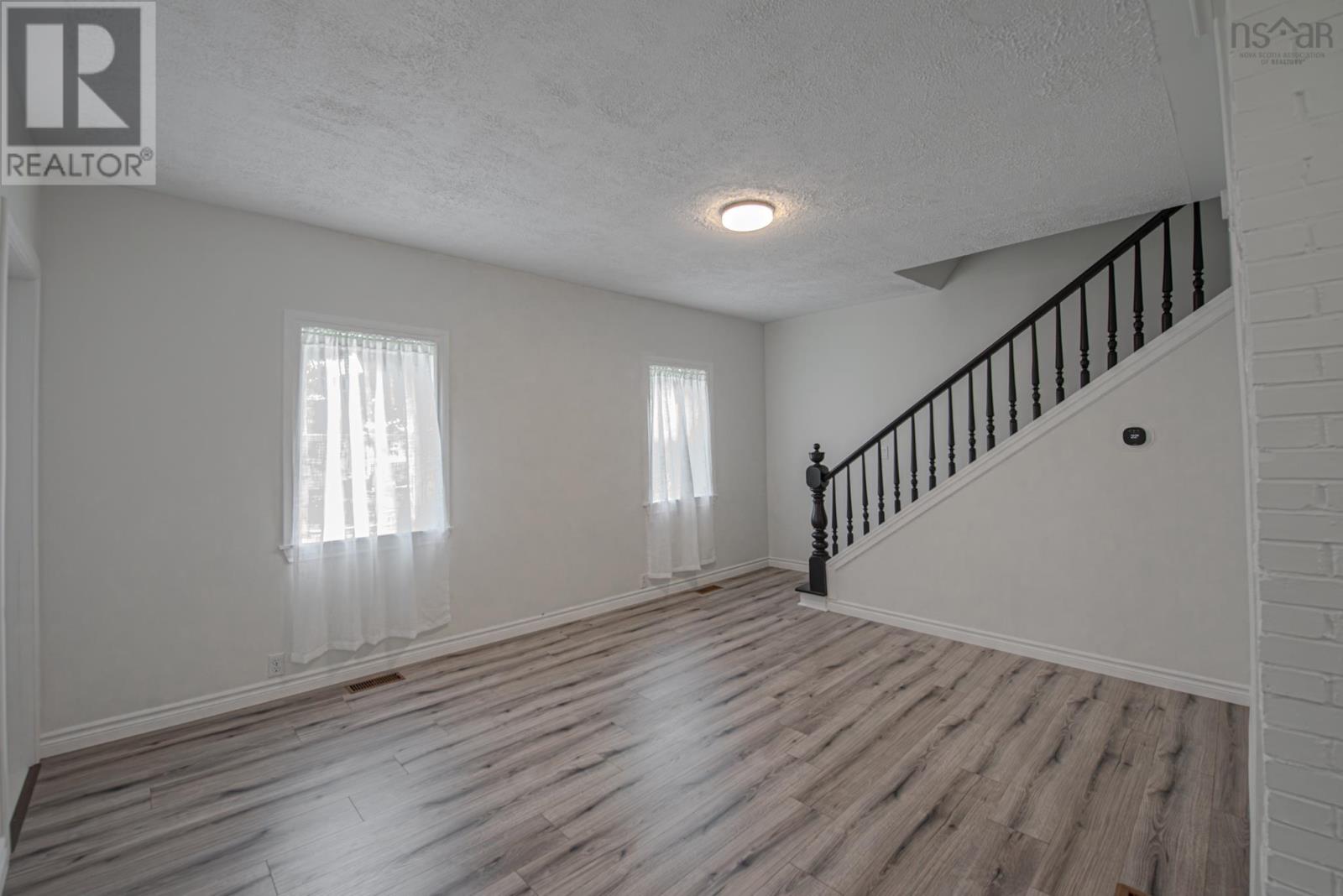 35 Foxbrook Road - 4