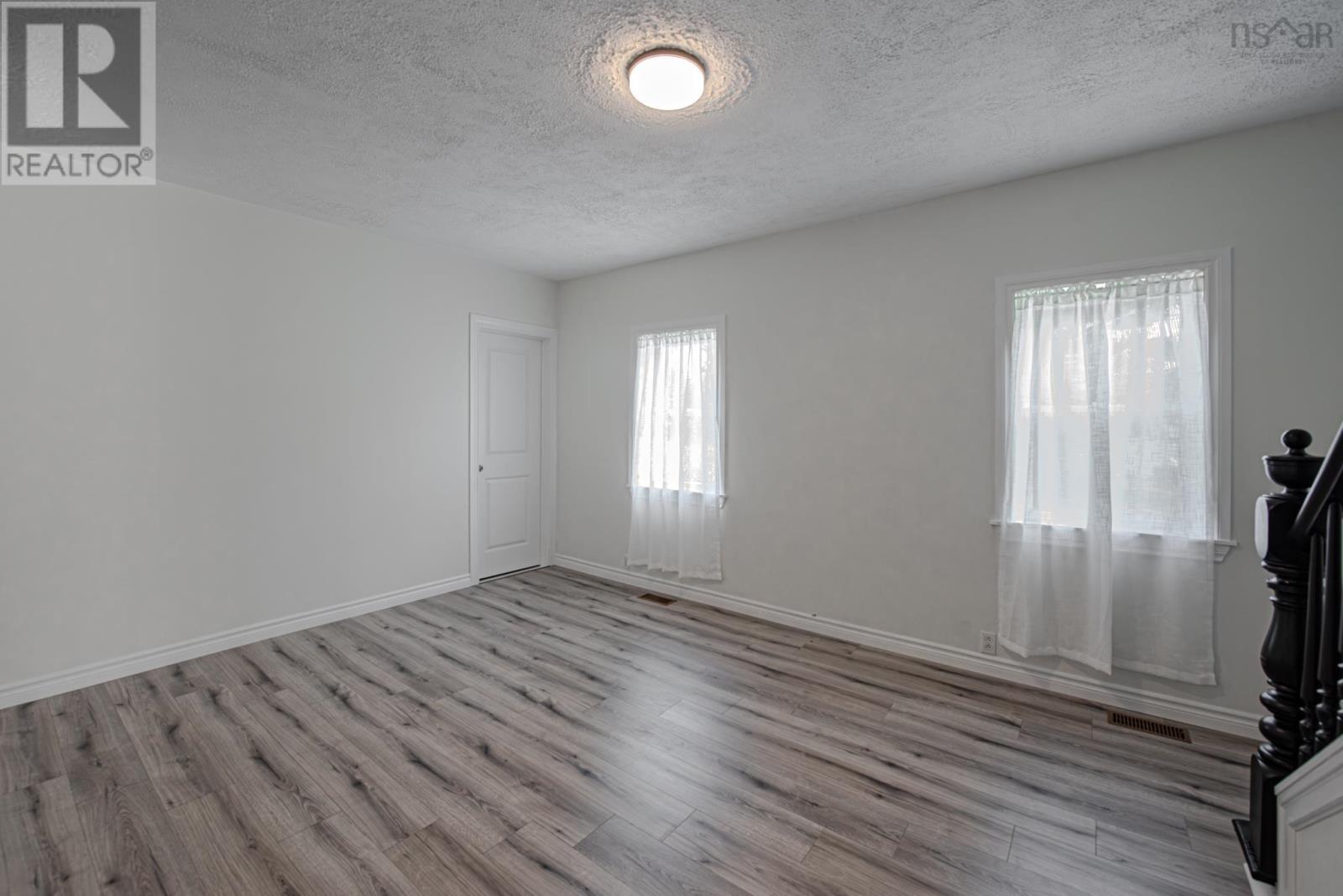 35 Foxbrook Road - 6