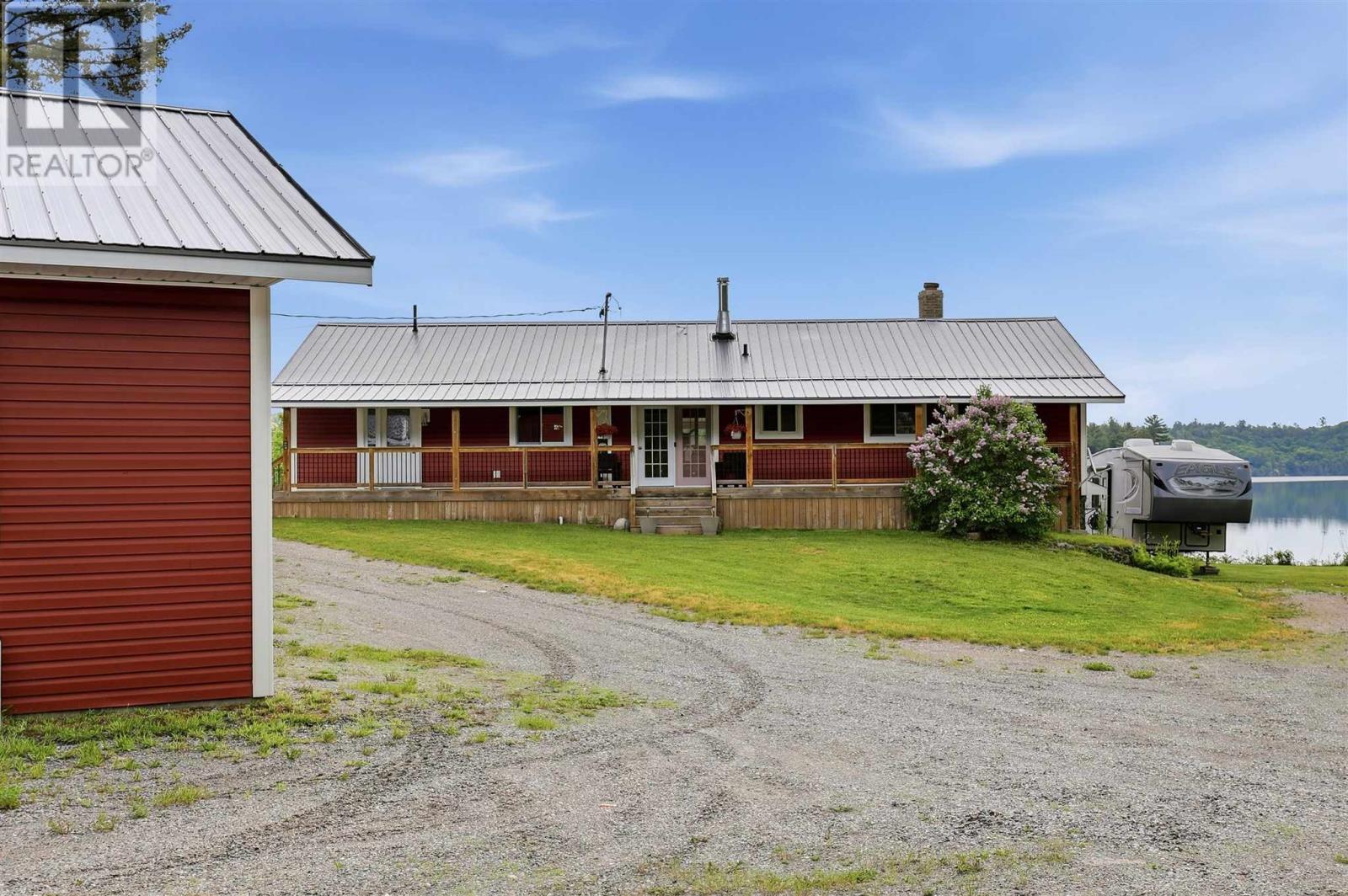9182 Highway 129 - 36