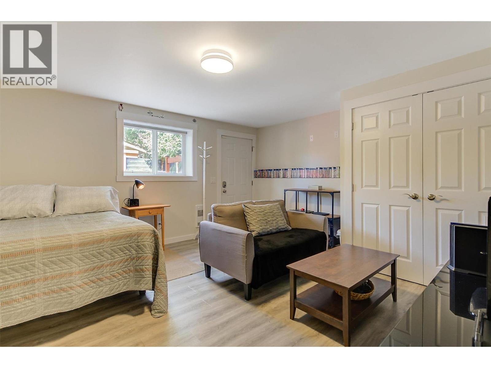1506 Johnson Street - 34
