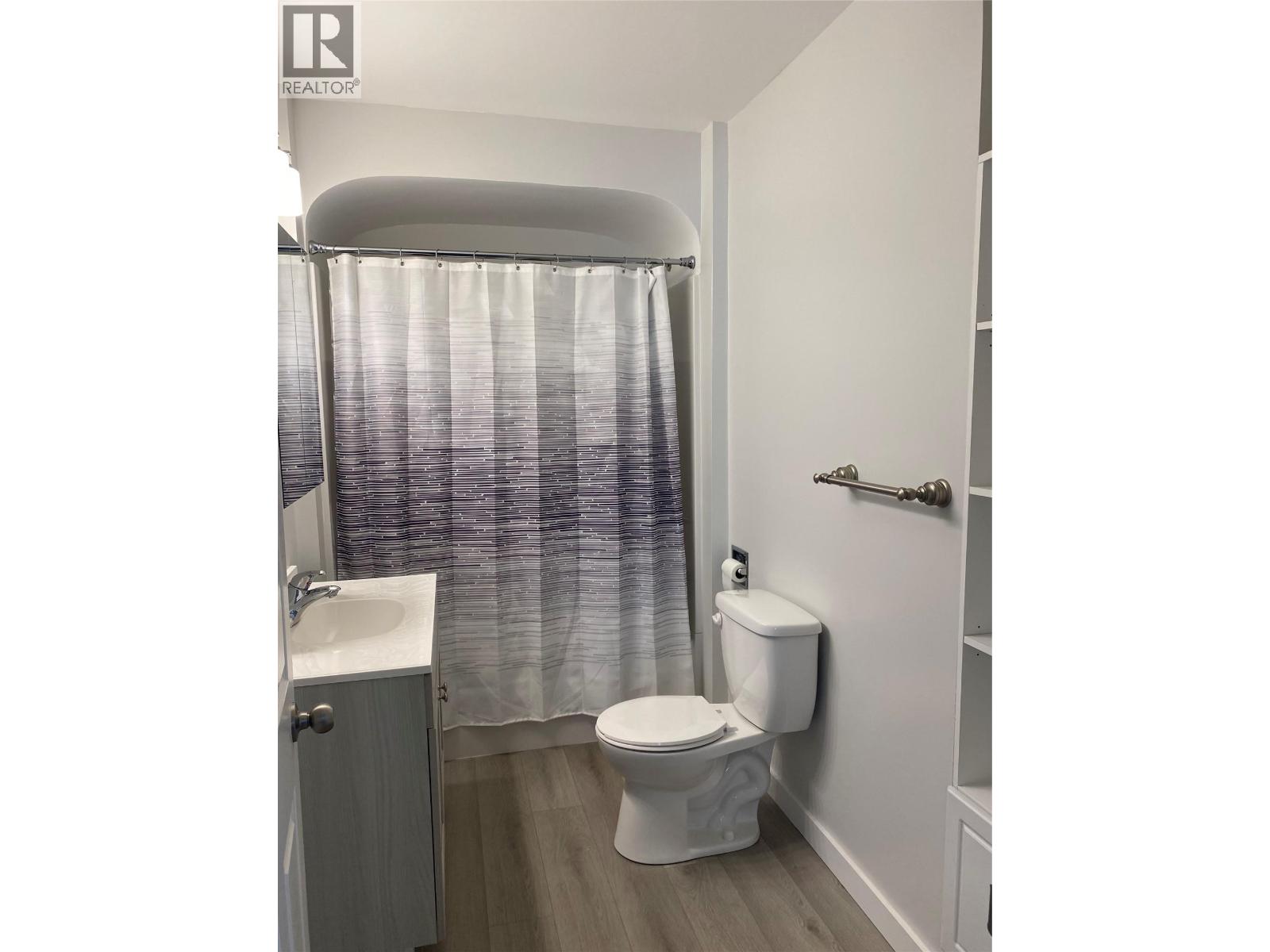 1338 Columbia Avenue - 10